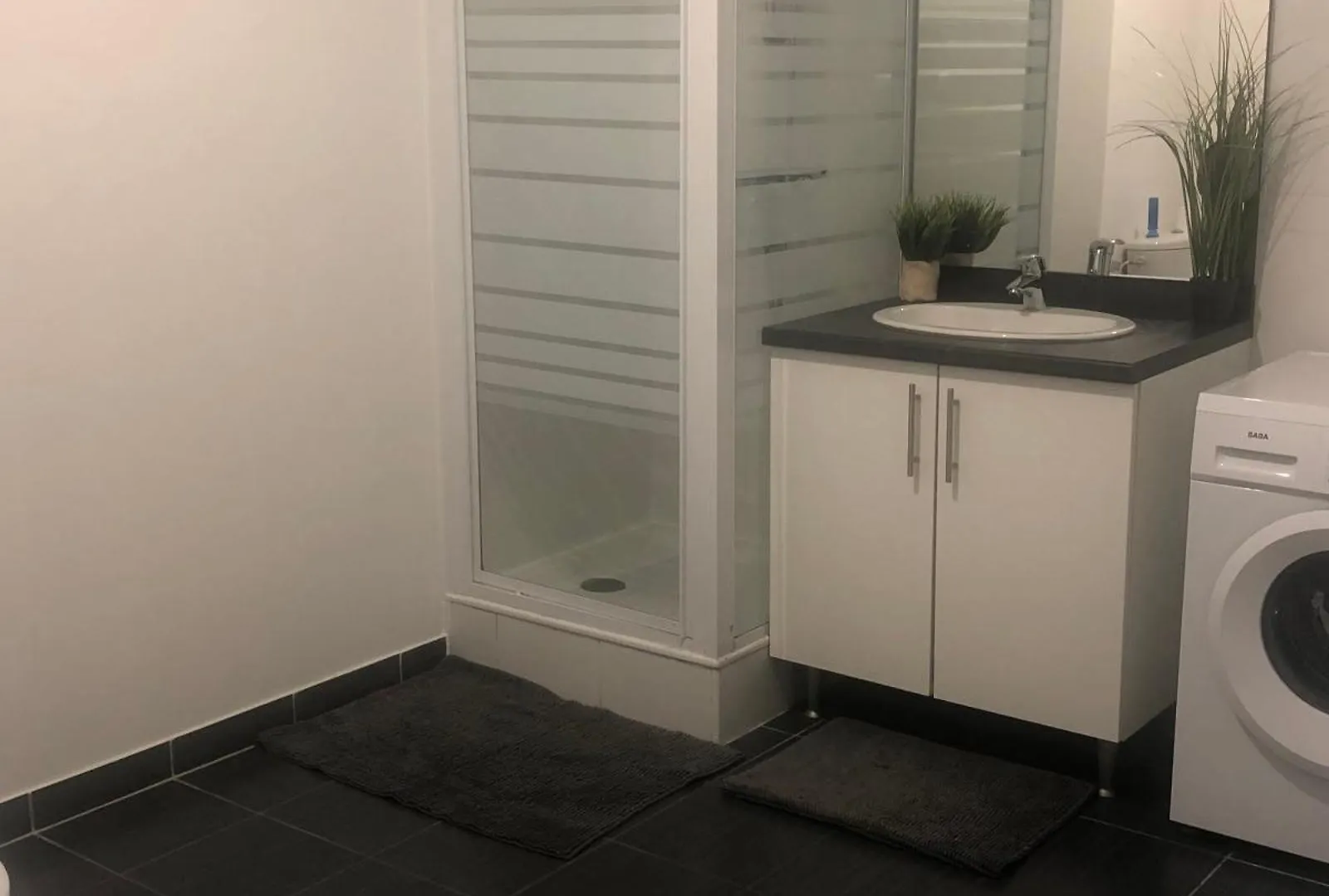 Appartement T2 Bayonne Avec Parking フランス